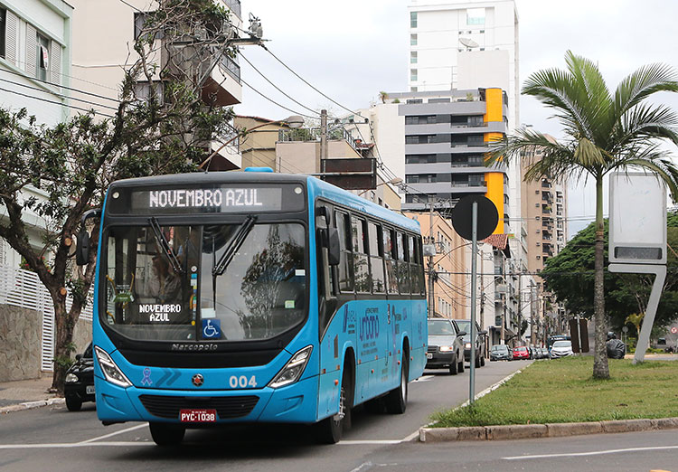 Ônibus azul na prevenção do câncer de próstata