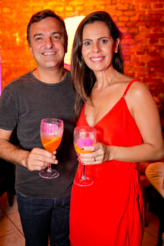 Iuri Girardi e Carol Novy, na noite de Natal do Privilège Foto: Wanderson Monteiro