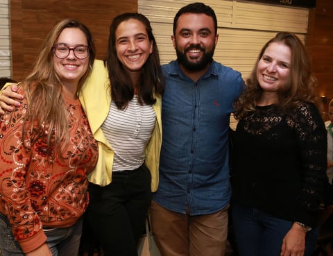 Jéssica Ferraz, Jordana Salim, Gabriel Cruz e Karinny Gréggio 1 Jéssica Ferraz, Jordana Salim, Gabriel Cruz e Karinny Gréggio Foto: Júnior Faria