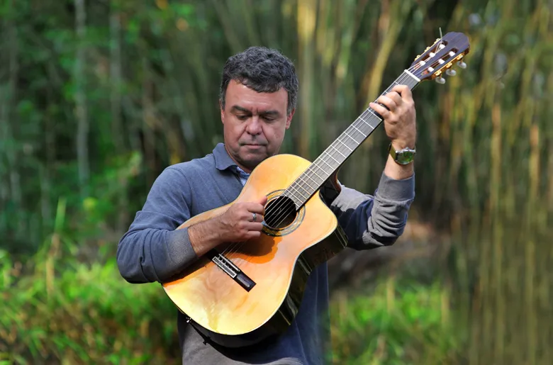 Em tom de protesto 1 Luizinho Lopes Crédito Humberto Nicoline81