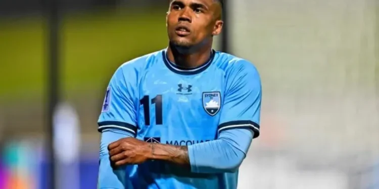 Douglas Costa acaba de ser preso: motivo é surpreendente - Imagem: Divulgação/Sydney FC