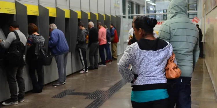 Agências de banco não vão mais existir? Entenda o comunicado - Imagem: Rovena Rosa/Agência Brasil