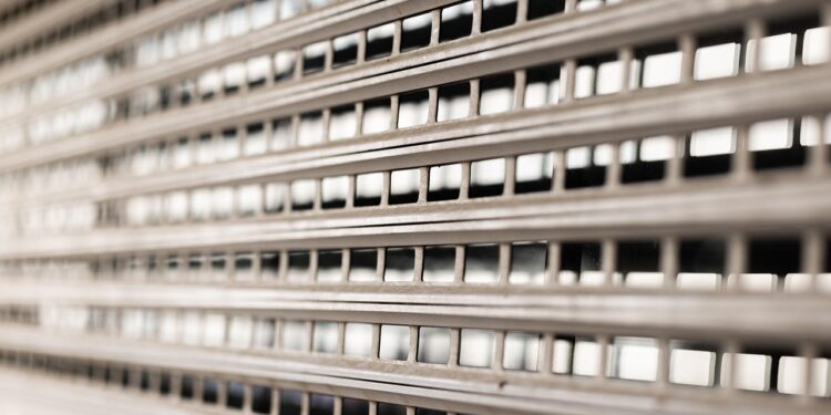 Brasileiros são vítimas de fraude sem vergonha e fechamento é ordenado em várias lojas - Imagem: Pixabay
