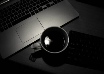 Posso ser demitido trabalhando de home office? - Imagem: Pixabay