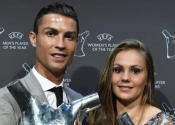 Ex-melhor do mundo anuncia aposentadoria por motivo pessoal - Imagem: Divulgação/UEFA