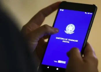Brasileiros agora só tem 15 minutos de almoço no trabalho? - Imagem: Marcelo Camargo/Agência Brasil