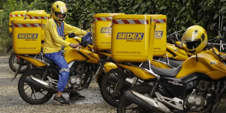 Correios pode acabar sendo socorrido por empréstimo do governo - Imagem: Joédson Alves/Agência Brasil
