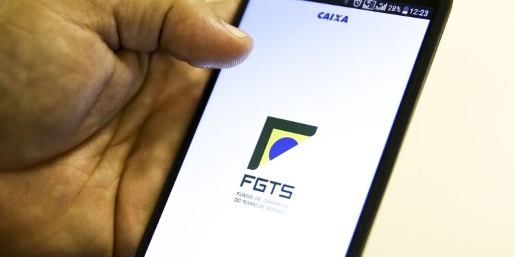 Este grupo de trabalhadores precisa regularizar o FGTS - Imagem: Marcello Camargo/Agência Brasil