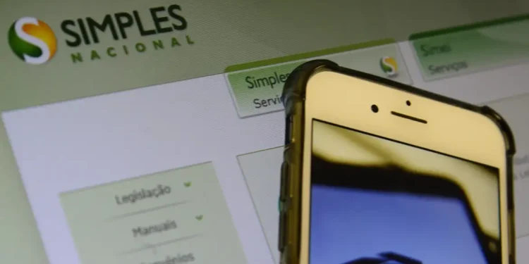 MEIs vão poder ter faturamento acima do limite permitido hoje - Imagem: Marcello Casal Jr/Agência Brasil