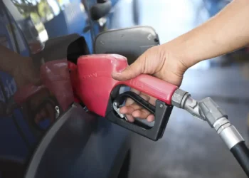 Estado brasileiro se antecipa à lei e traz diesel com 25% de biodiesel - Imagem: José Cruz/Agência Brasil