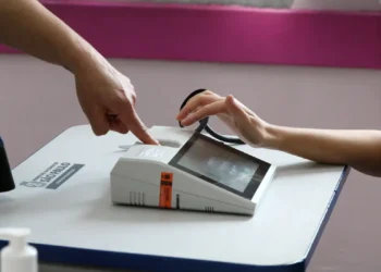 Pessoas que vão precisar cadastrar biometria em novembro - Imagem: Rovena Rosa/Agência Brasil