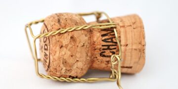 Milionários não estão mais comprando itens de luxo e esse é o motivo - Imagem: Pixabay