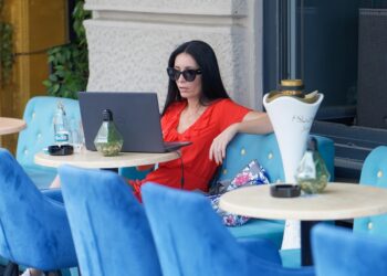 Profissões que bombam em 2026 permitem trabalhar de qualquer lugar - Imagem: Pixabay