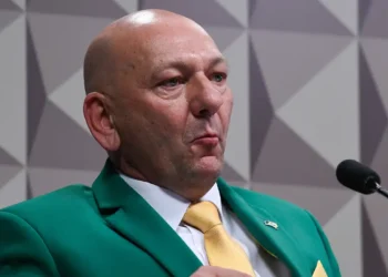 Patrimônio de Luciano Hang parece pequeno ao lado do que Eike Batista acumulou - Imagem:  Edilson Rodrigues/Agência Senado