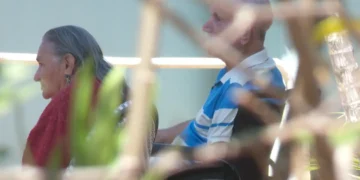 Novo auxílio para quem cuida de idosos muda regras da previdência