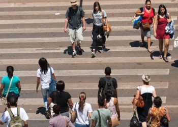 Valor para ser da classe média no Brasil é surpreendente - Imagem: Marcello Casal Jr/Agência Brasil