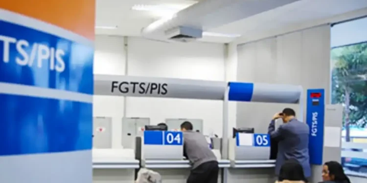 PIS/Pasep 2026: mudanças que podem cancelar o seu benefício - Imagem: Divulgação/Caixa