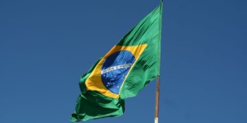 Bandeira do Brasil virou motivo de denúncia e polêmica na Itália