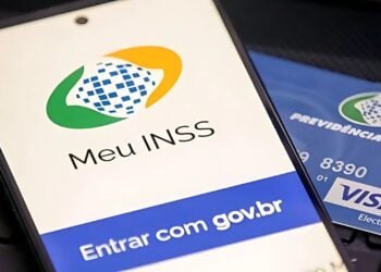 Pagamento do INSS com reajuste começa a ser distribuído