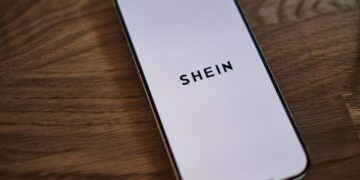 Como encontrar roupas de alta qualidade em promoções da Shein