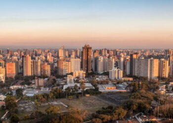 Melhor cidade para comer no mundo tudo é eleita por revista - Foto: depositphotos.com / diegograndi