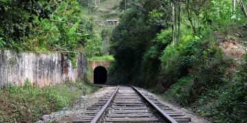 Túnel ferroviário - Foto: (Imagem/Descrição)