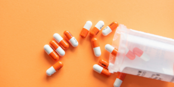 Uso de antibióticos no Brasil pode ter aumentado casos de doença que pode ser fatal