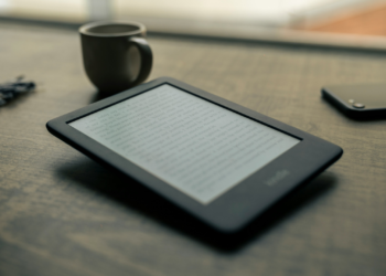 Leitores com Kindle estão chorando com essa decisão da Amazon