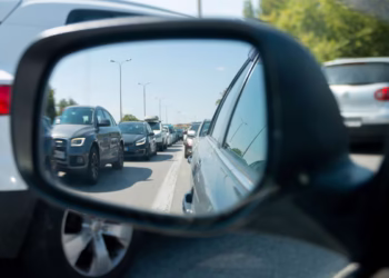 Retrovisor - Foto: (Imagem/Reprodução)