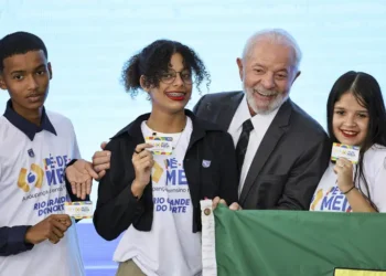 Como sacar o primeiro depósito do Pé-de-Meia este ano - Imagem: Marcelo Camargo/Agência Brasil