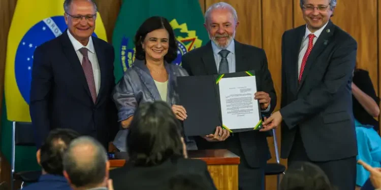 Primeira vacina 100% nacional será ofertada ano que vem - Imagem: Jose Cruz/Agência Brasil