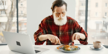 Pequena mudança na alimentação após os 60 anos ajuda a preservar músculos