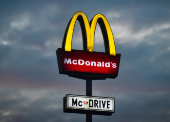 Jornal diz que McDonald's não é mais o maior fast food do mundo