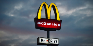 Jornal diz que McDonald's não é mais o maior fast food do mundo