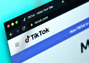 Estudantes usam TikTok como ferramenta de aprendizado