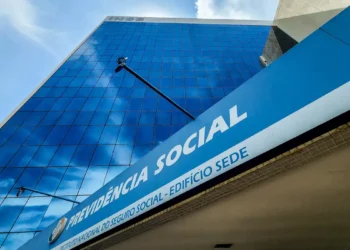 INSS confirma revisão de benefícios daqui a dois meses - Imagem: Rafa Neddermeyer/Agência Brasil