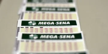 Alerta para quem tem costume de jogar na Mega-Sena e na Lotofácil - Imagem: Marcello Casal Jr./Agência Brasil