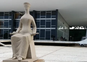 STF autoriza apreensão de documentos para quem tem CPF sujo - Foto: Valter Campanato/Agência Brasil