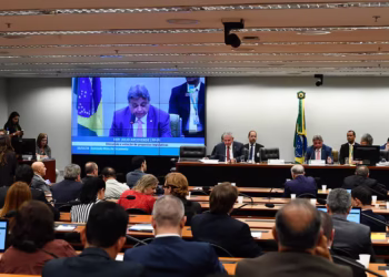 Deputados e senadores da CMO aprovaram texto do Orçamento de 2025
Roque de Sá - Agência Senado