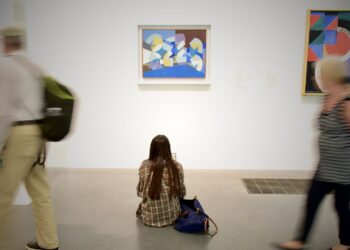 Seu cérebro completa a arte abstrata com memórias e emoções