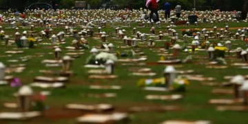 Mulher retorna à vida a caminho do próprio funeral - Foto: Marcello Casal JrAgência Brasil