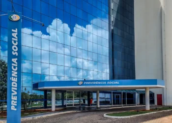 INSS confirma aumento de benefício na conta de aposentados - Imagem: Rafa Neddermeyer/Agência Brasil
