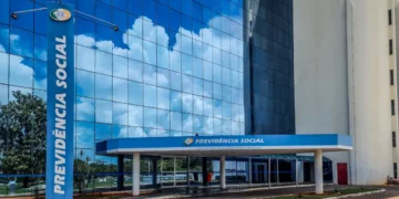 INSS confirma aumento de benefício na conta de aposentados - Imagem: Rafa Neddermeyer/Agência Brasil