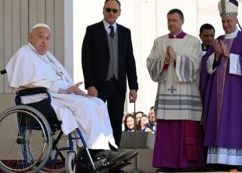 Papa Francisco aparece de surpresa durante recuperação - Imagem: Divulgação/Vatican Media