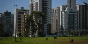 5 prédios de uma construtora correm risco de desabamento - Foto: Andre Borges/Agência Brasília