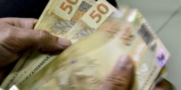 Lista de quem vai receber até R$ 13,3 mil do Governo - Imagem: Marcello Casal Jr/Agência Brasil