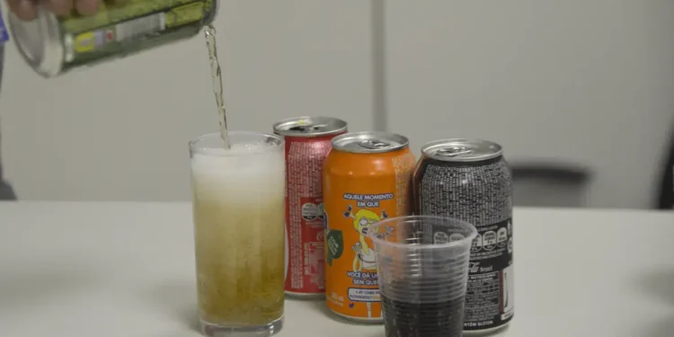 Refrigerante de brasileiro é comprado pela Coca-Cola - Foto: Agência Brasil