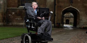 Previsões de Stephen Hawking para 2025 estão acontecendo - Imagem: Divulgação