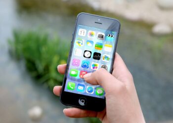 Cuidados essenciais para quem tem app de banco no celular - Imagem: Pixabay