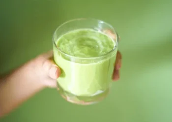 Copo de suco de limão - Reprodução/Unsplash